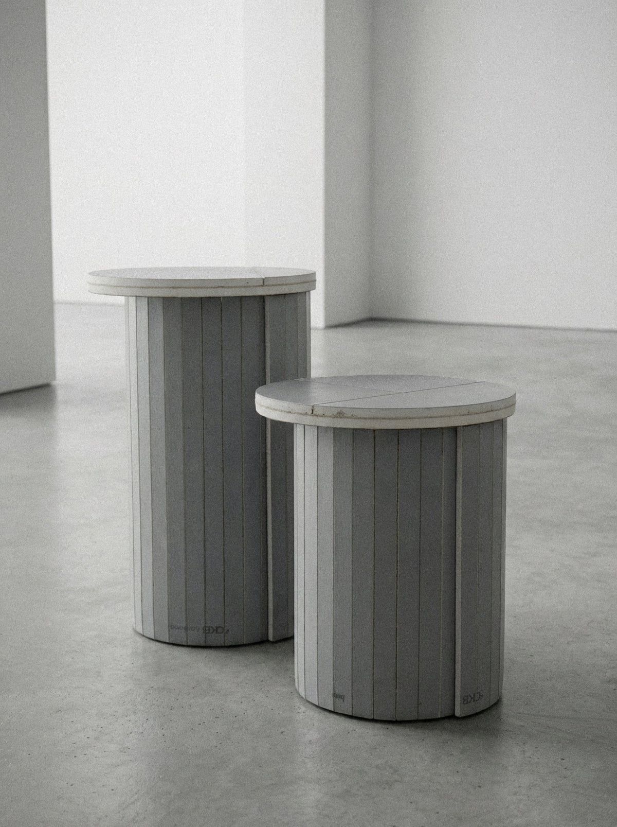 side table 002 - M