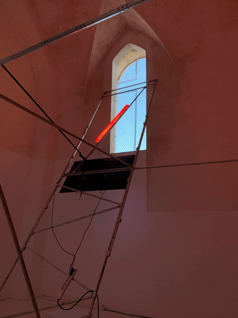 [F·E·040] into the open