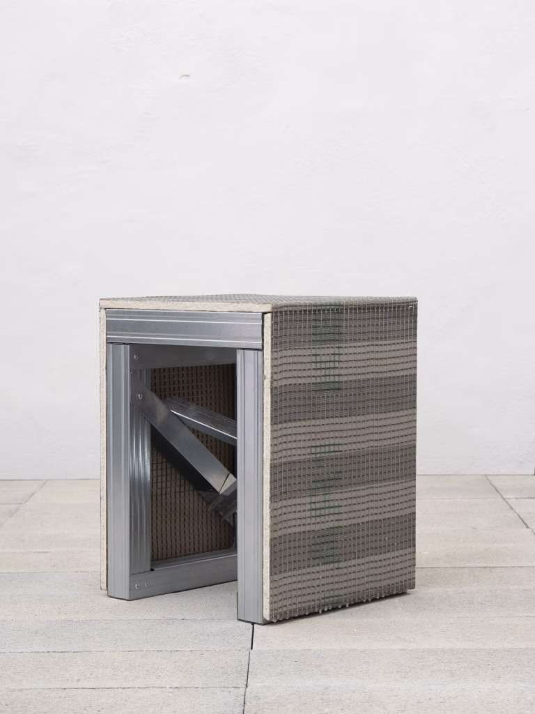 [F·D·041] stool001
