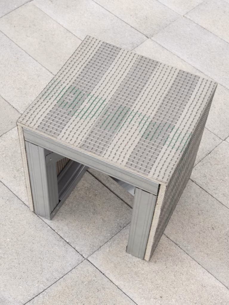 [F·D·041] stool001